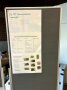 Pinnwand mit Info-Zetteln und Grafiken drauf